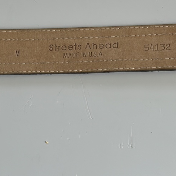 STREETS  AHEAD  BELT MADE IN U.S.A.   54132  LIKE NEW. SIZE. M - Picture 10 of 10